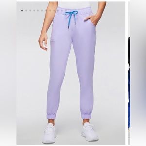 JAANUU Lilac Women’s 5-Pocket Skinny Scrub Jogger Size Small, NWT, Never Worn